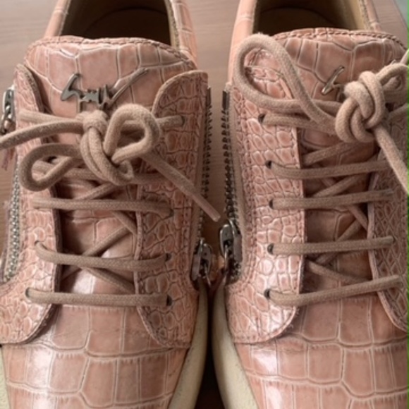 Giuseppe Zanotti GAIL Sneaker, Light Pink Croc Print/Silver Zip Detailing - Picture 1 of 3